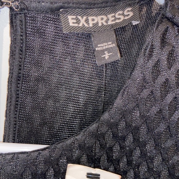 NWT. Express Textured Tank Top. Zip on Side. - Picture 3 of 7